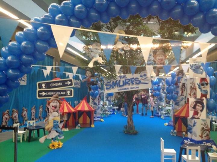 Schtroumpfs_tournee_road_show_evenement_evasion_communication_Bourges_animation