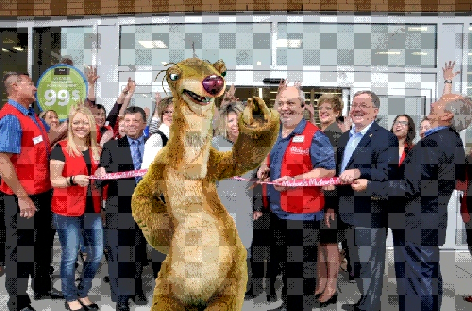Animation inauguration Toys R us personnages mascottes L'Age de Glace